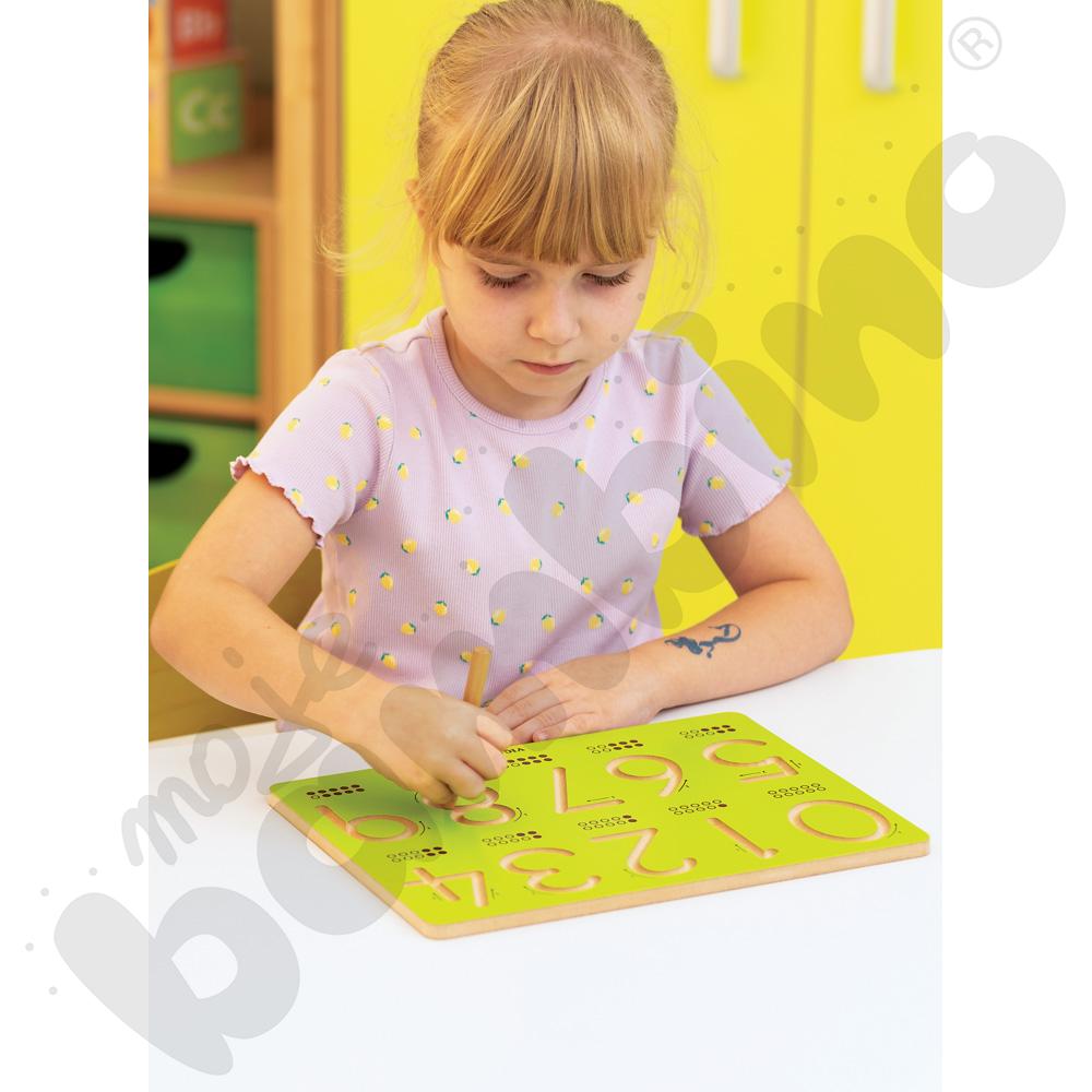 Tabliczka z alfabetem - liczby