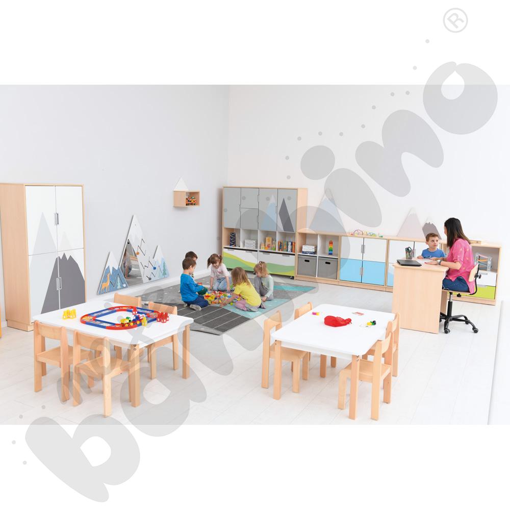 Quadro - biurko z szeroką szufladą - białe, skrzynia klon jasny