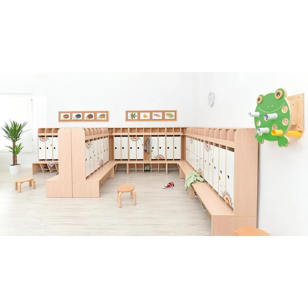 Garderobe Schmetterling für Schule
