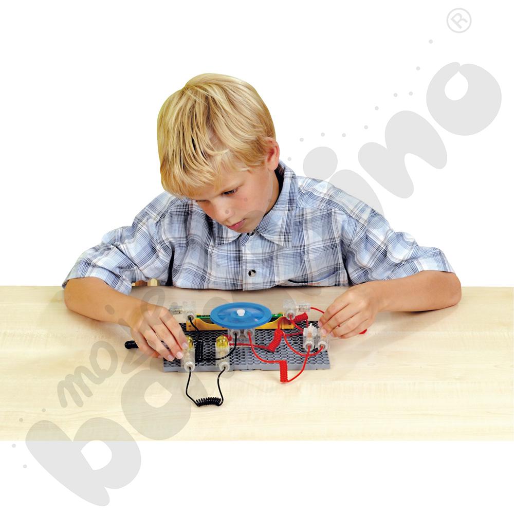 Eksperymenty - obwód prądu