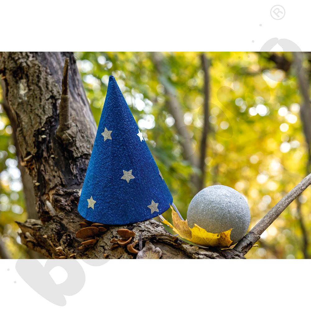 Czapka wróżki i magiczna kula
