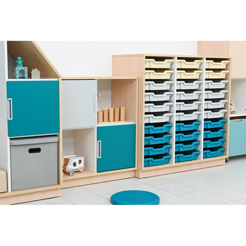 Quadro - skrinka M+ na plastové úložné boxy - s 2 predelmi