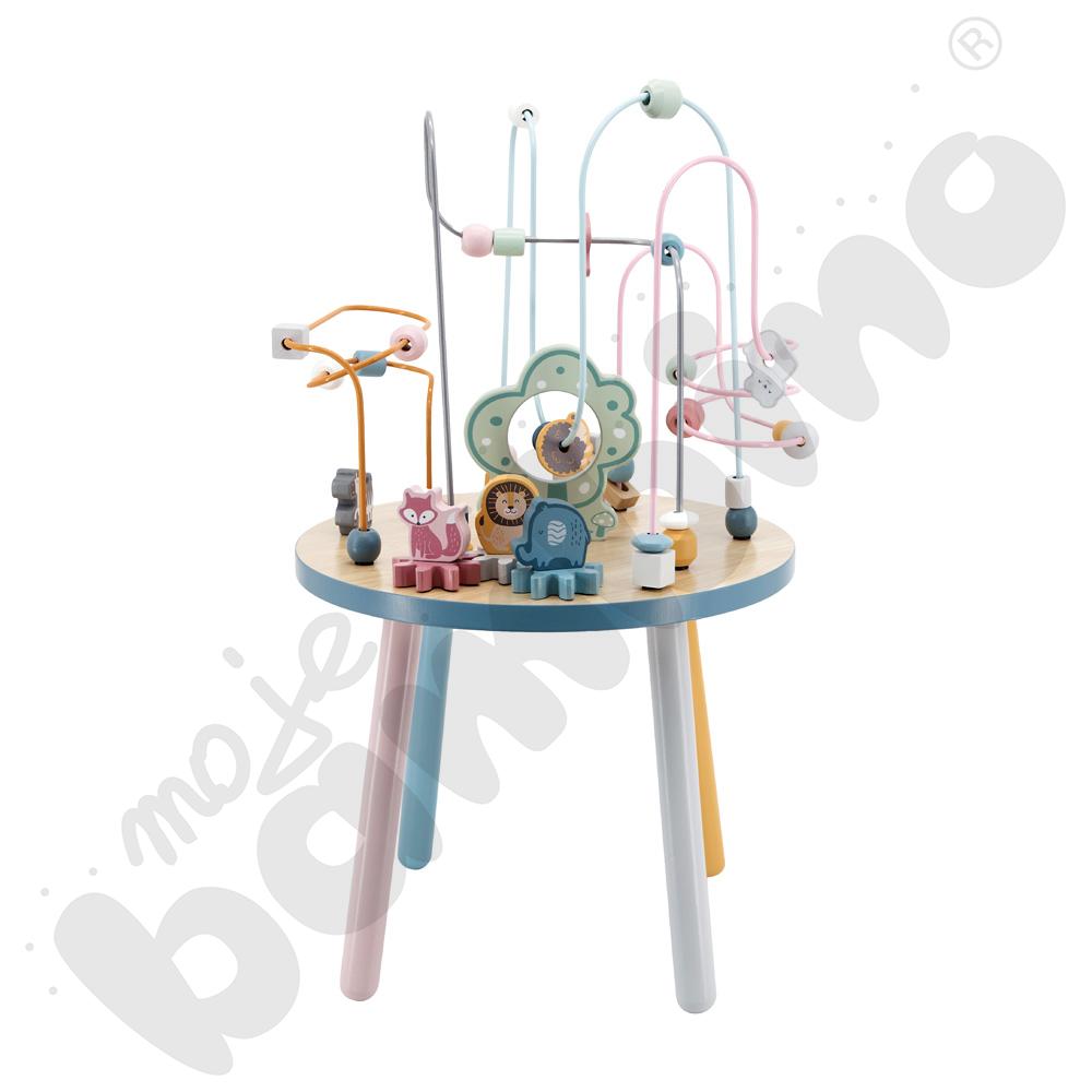 Drewniany stolik edukacyjny - przeplatanka