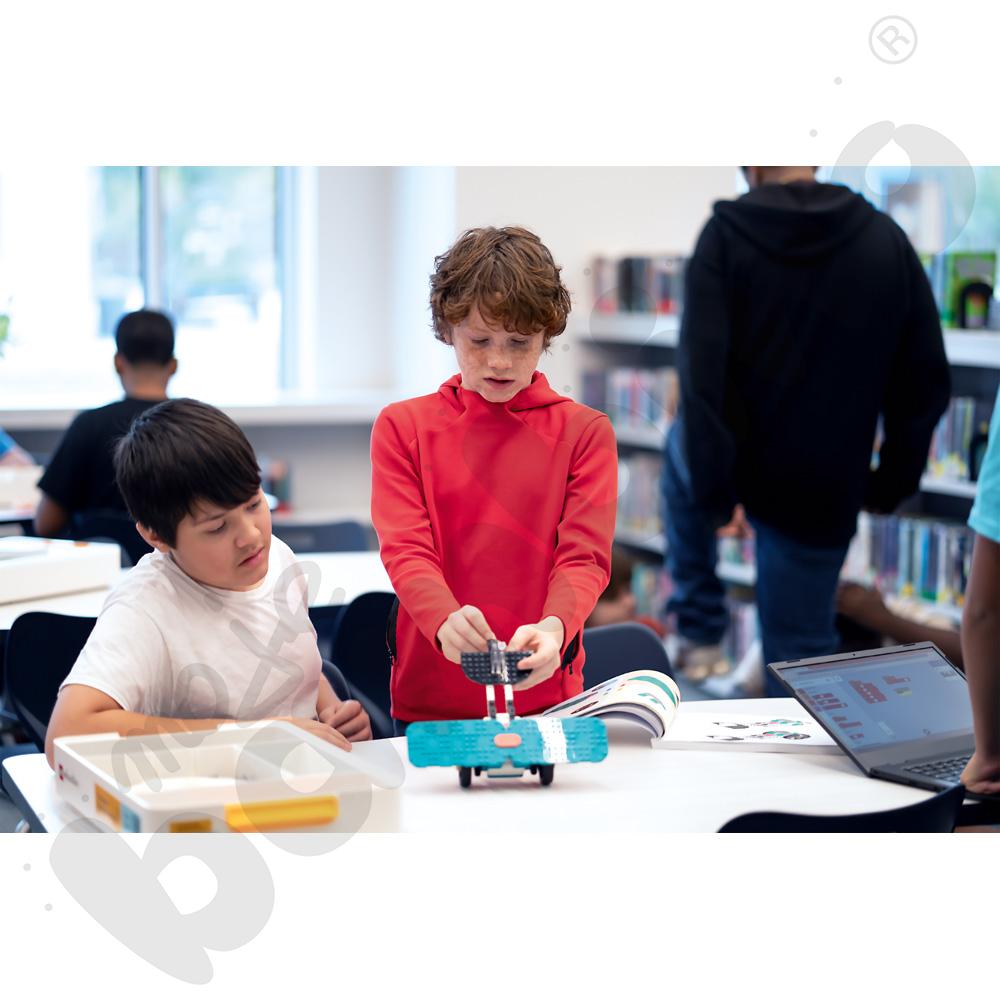 LEGO® Education Informatyka i AI 11+