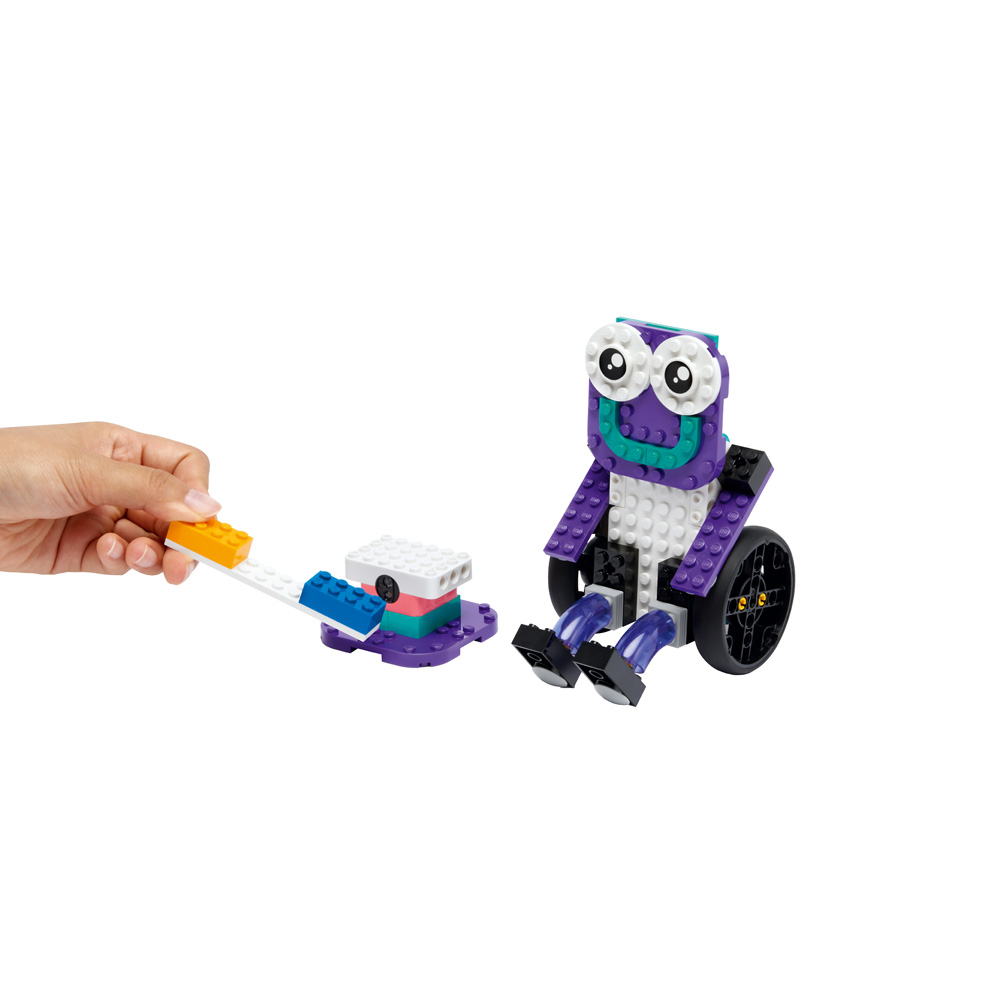 LEGO® Education Informatika a AI 8+