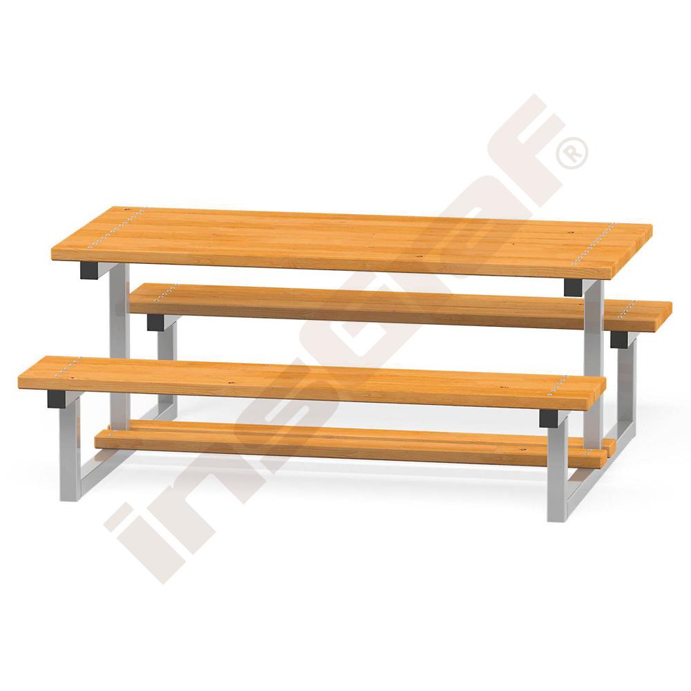 Stůl a 2 lavičky 
