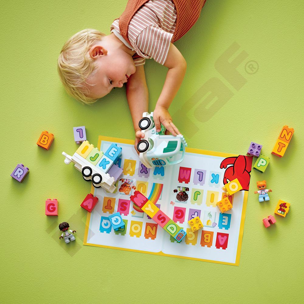 LEGO® Duplo Town Nákladné auto s abecedou