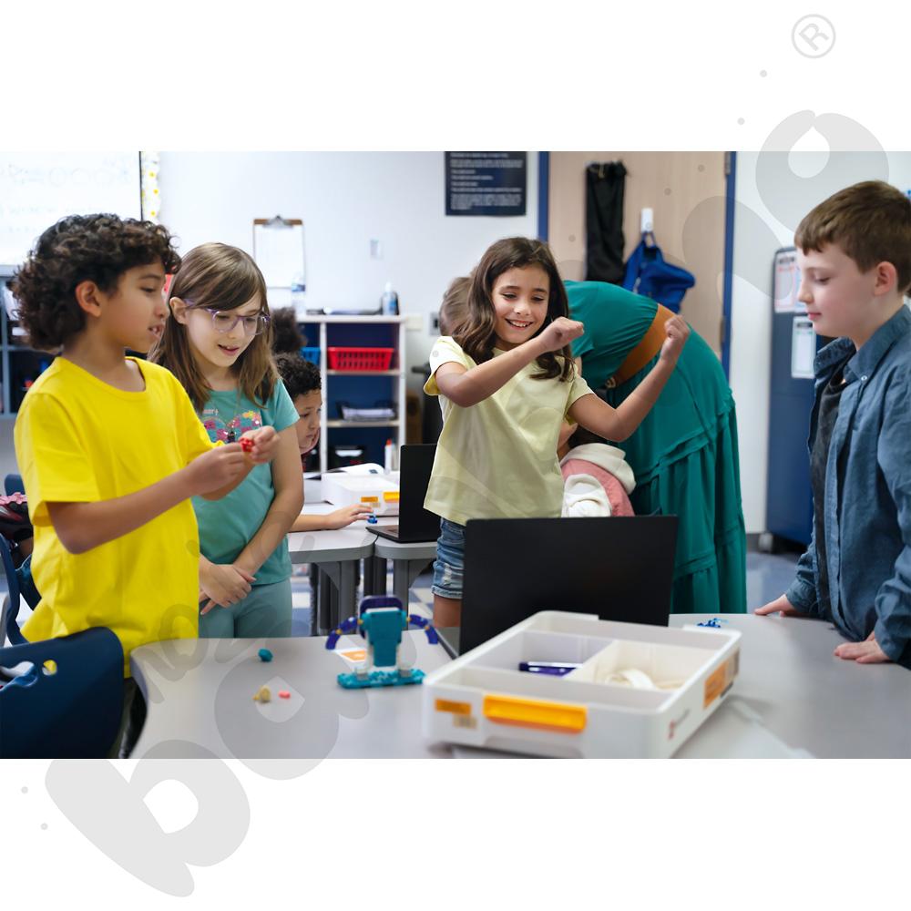LEGO® Education Informatyka i AI 8+