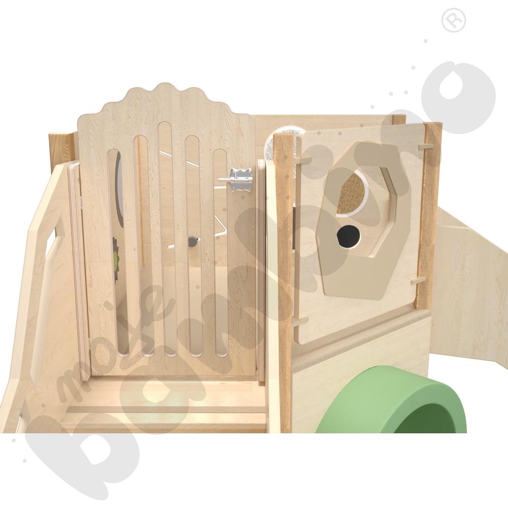 Drzwi do kącików zabaw ze schodami