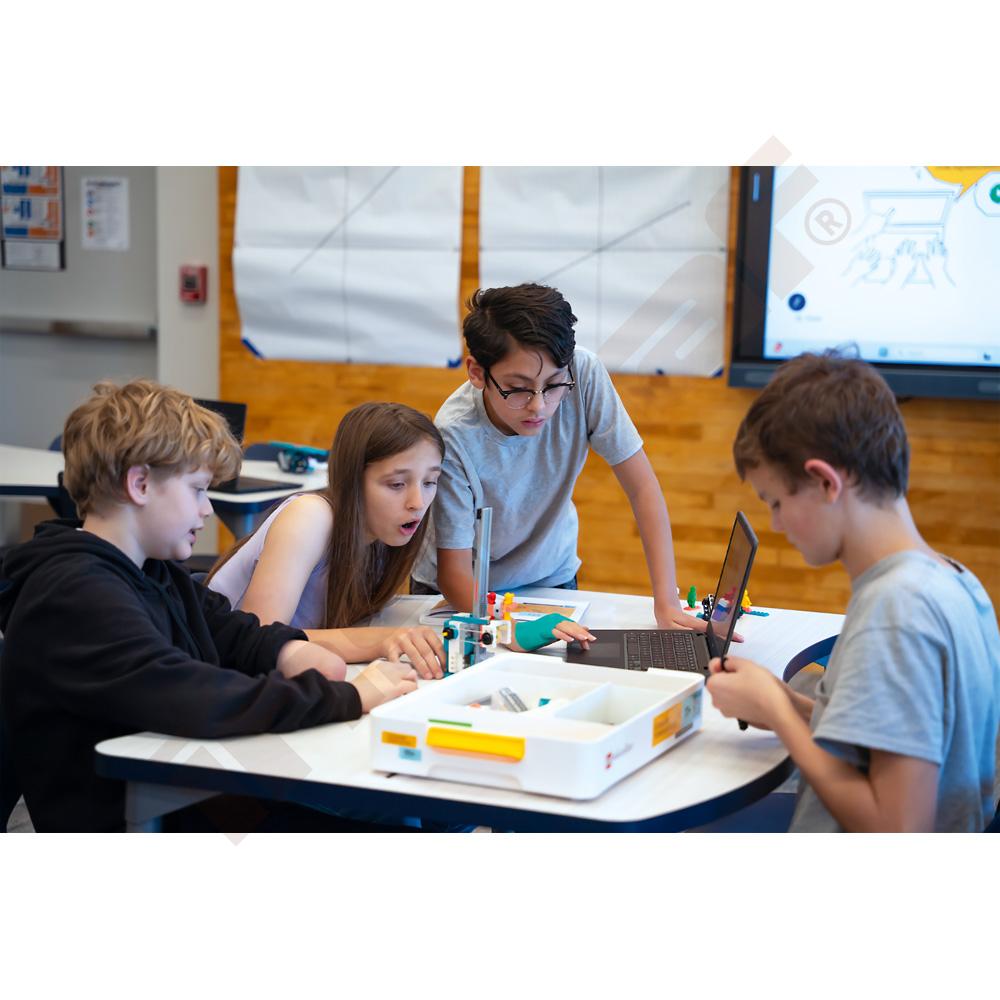 LEGO® Education Informatik- & KI-Set 11+