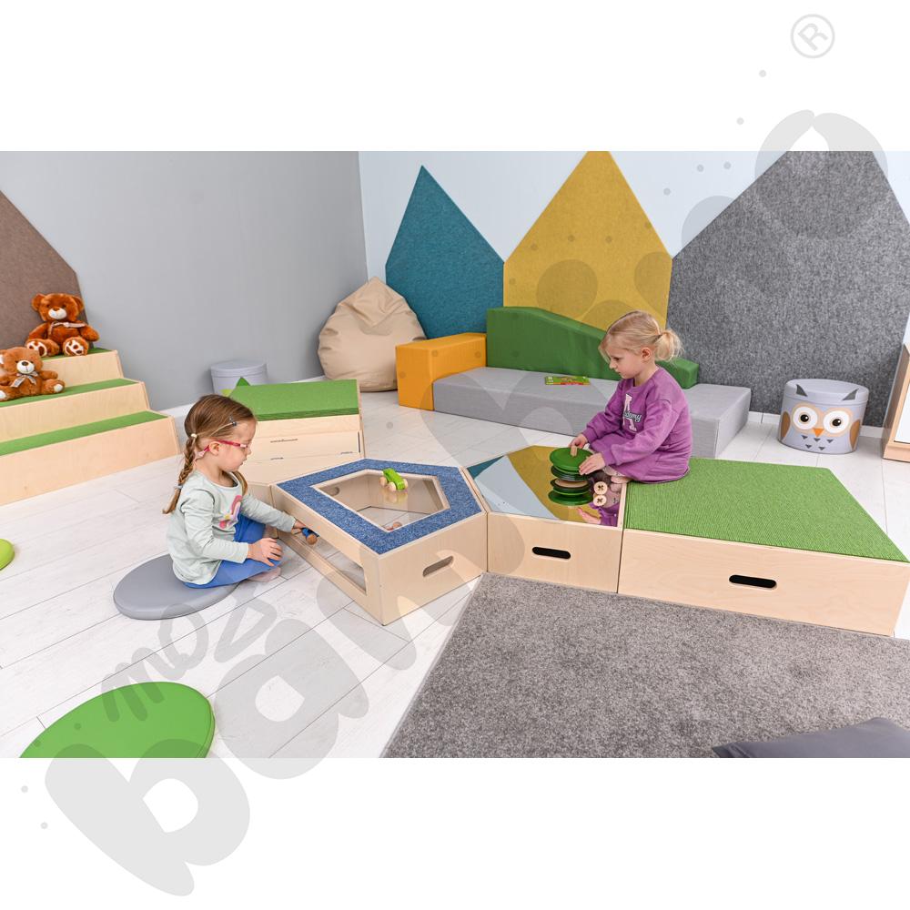 Podest pięciokąt z okienkiem, wys. 20 cm - ciemnoniebieski