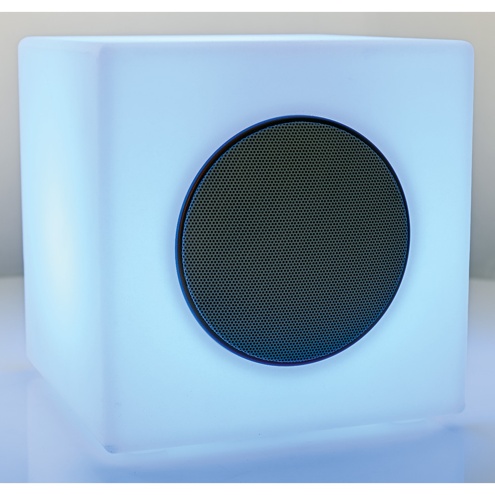 LED lampa - kocka s reproduktorom