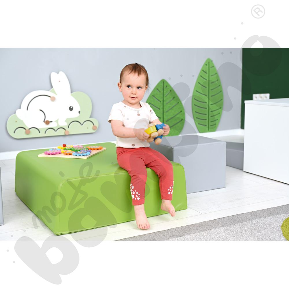 Duży miękki stolik jasnozielony