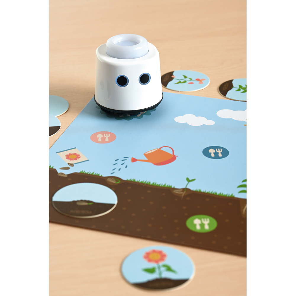 LOGI miniBot - hovoriaci robot, verzia 2