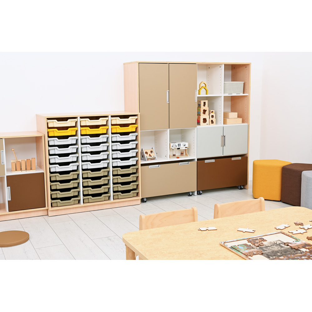 Quadro - skrinka M+ na plastové úložné boxy - s 2 predelmi
