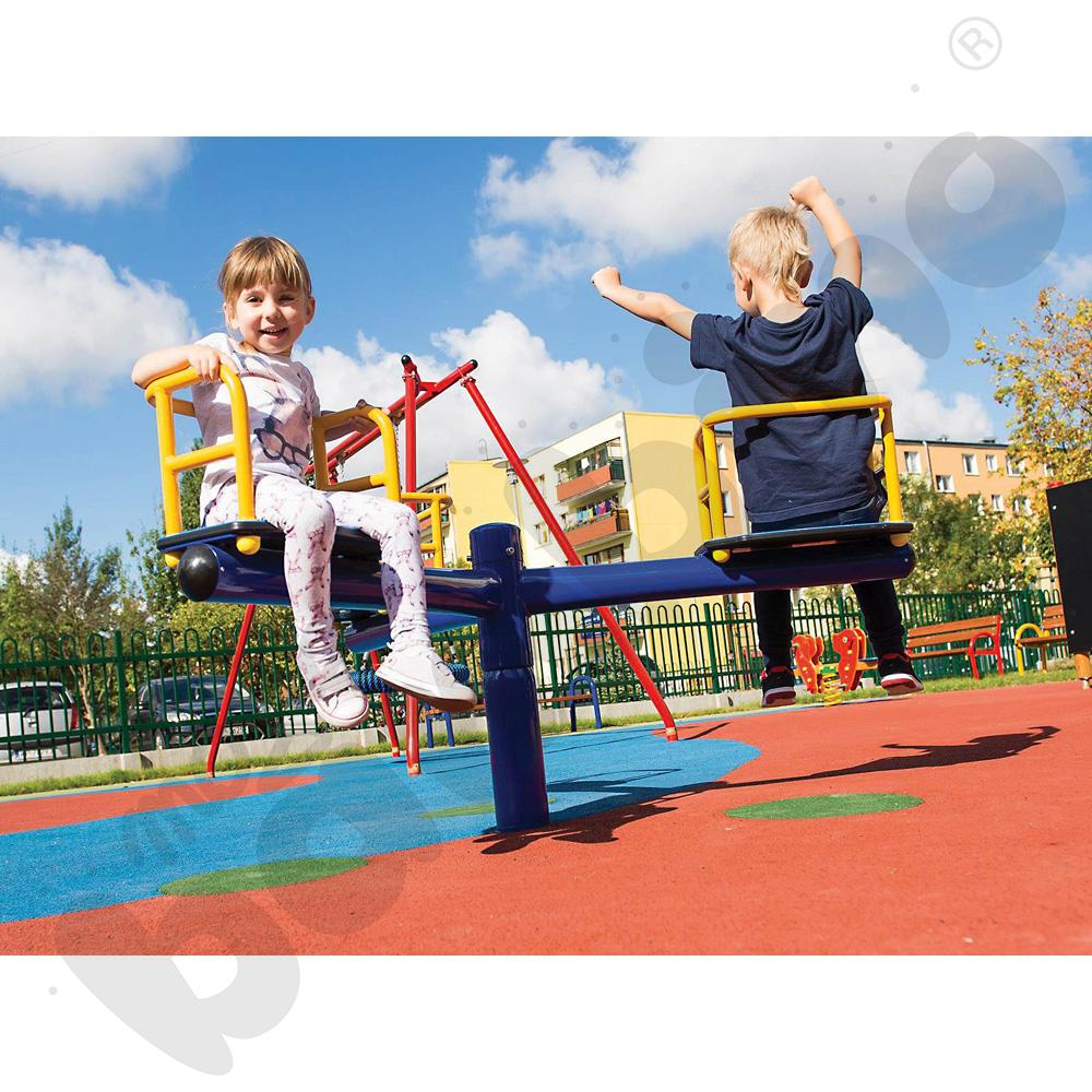 Karuzela trójramienna