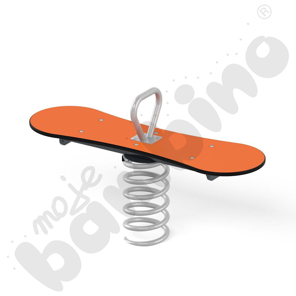 Sprężynowiec Deska na podstawie betonowej