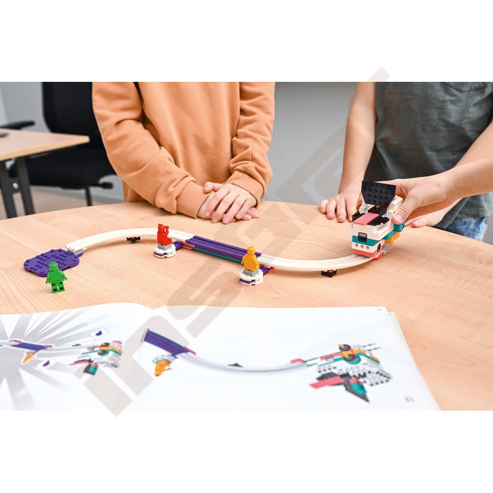 LEGO® Education Informatika a AI 8+