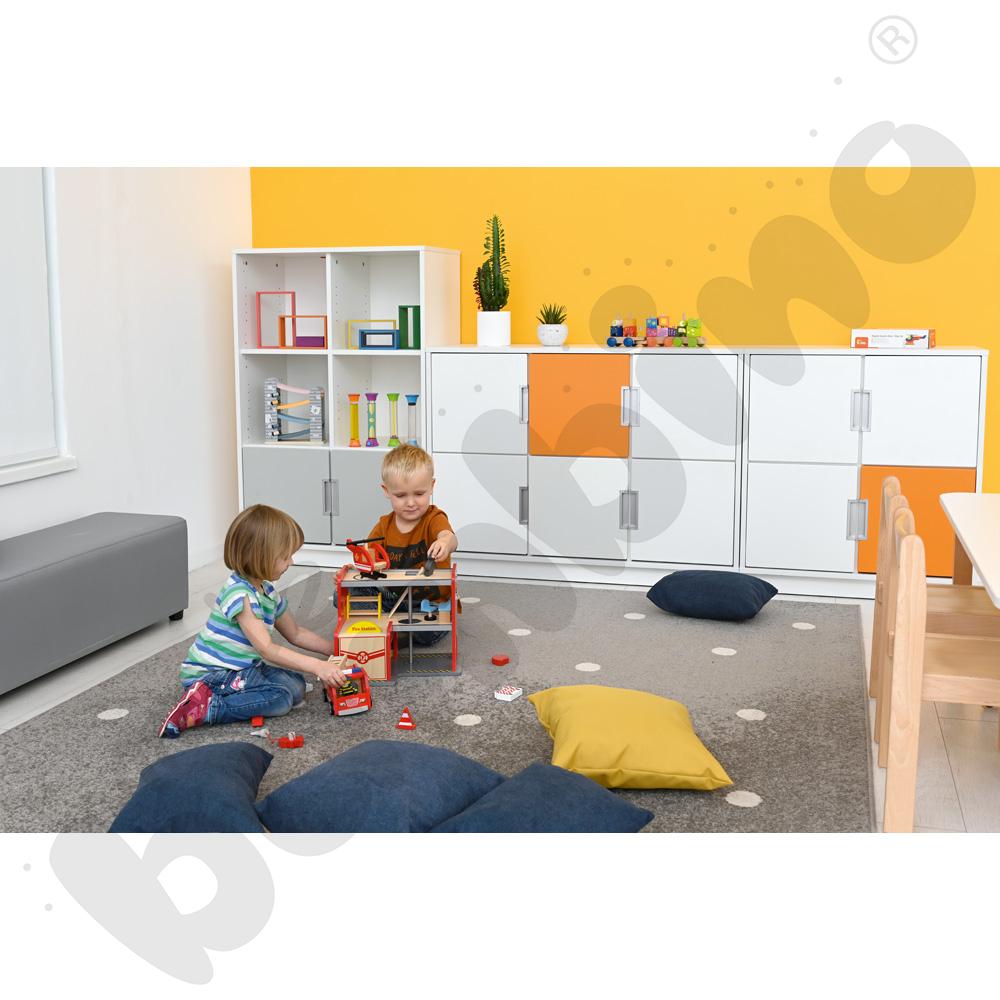 Quadro - regał M z przegrodą i półką, biały