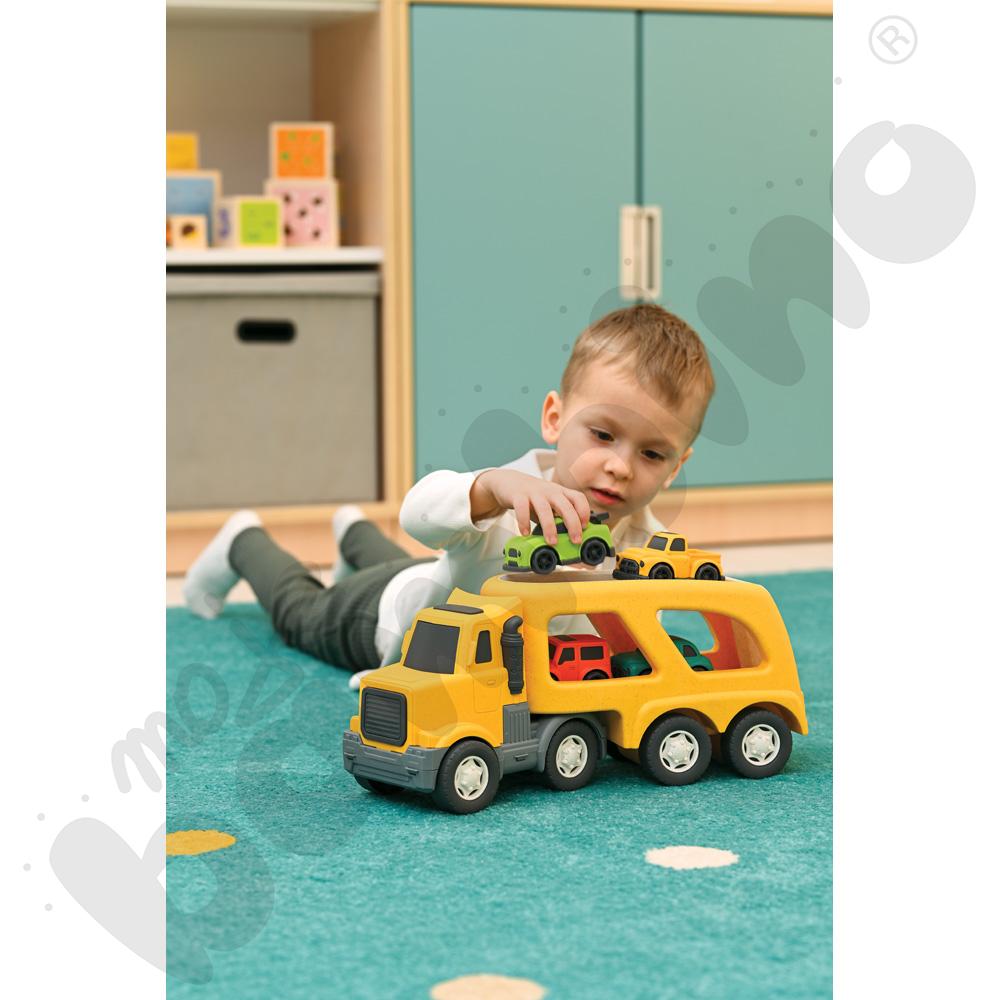 Autotruck transporter piętrowy BIO