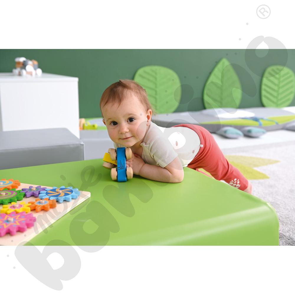 Duży miękki stolik jasnozielony