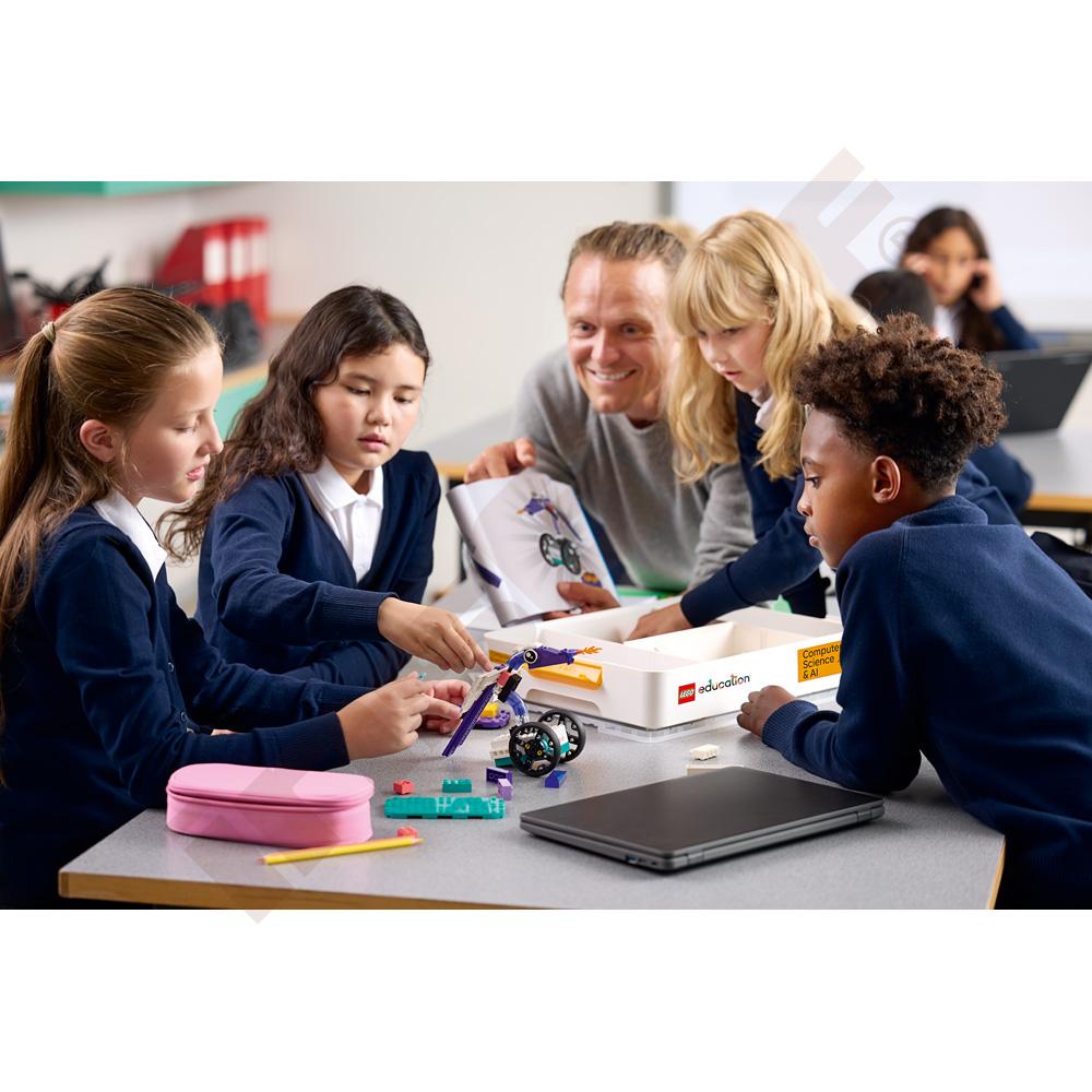 LEGO® Education Informatik- & KI-Set 8+