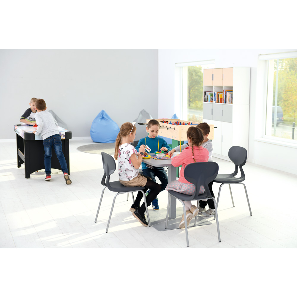 Štvorcový stôl 70 x 70 cm s elektrickou reguláciou výšky – sivý