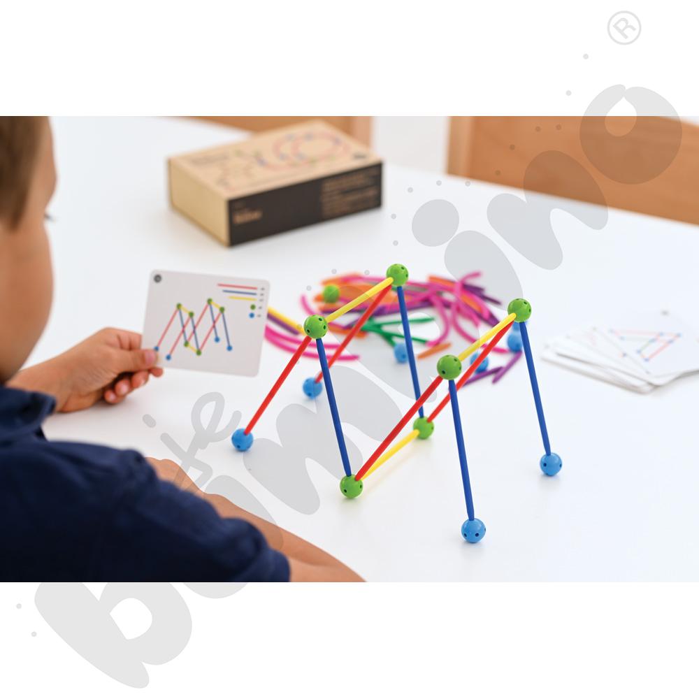 Zestaw konstrukcyjny z kartami zadań