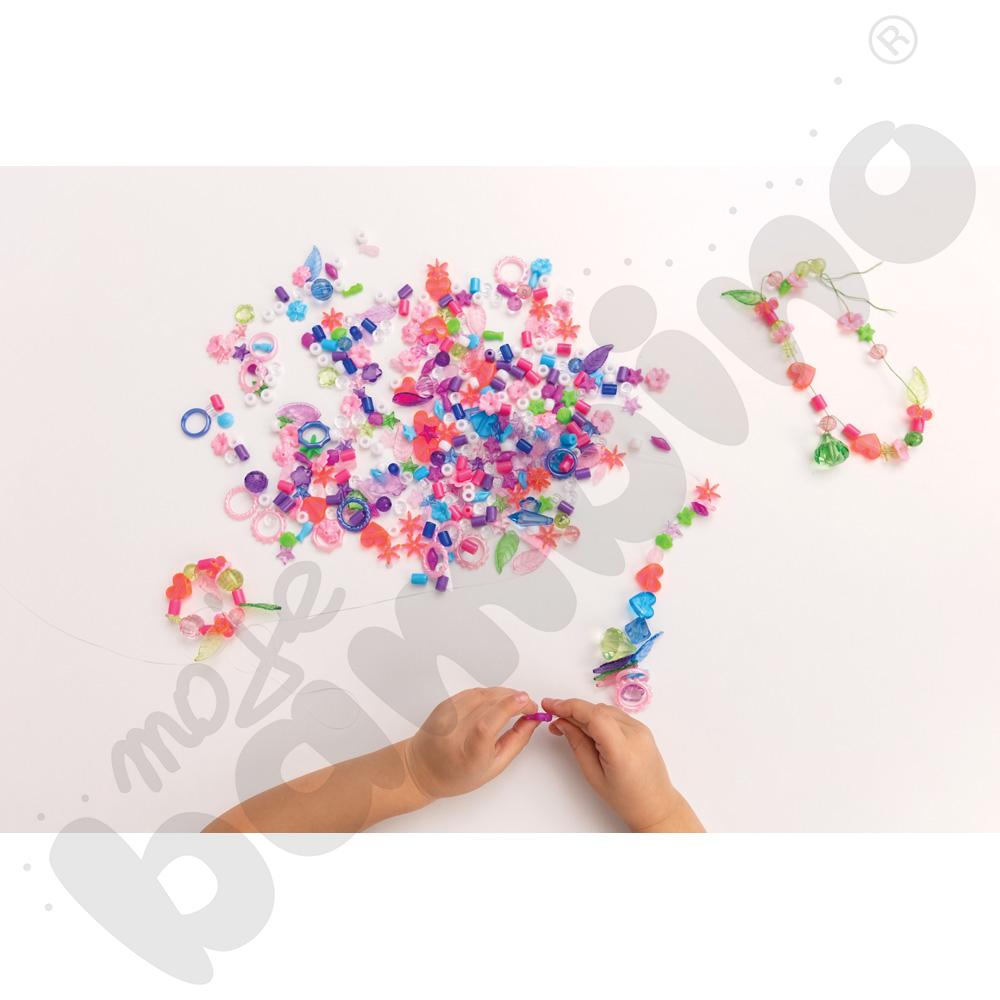 Koraliki fantazyjne w pudełku 