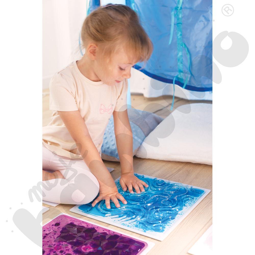 Fakturowe panele podłogowe