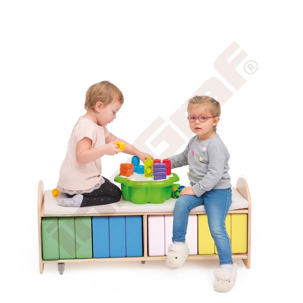 Mobilní lavička s úložným prostorem 