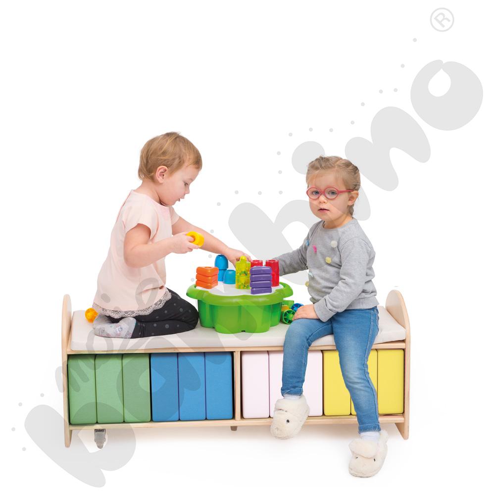 Pastelowe pufy prostokątne