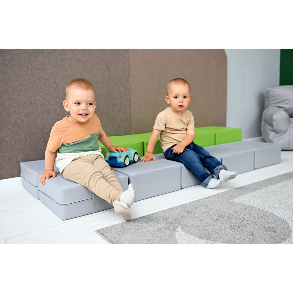 Molitanová kocka sivá, výška 15 cm
