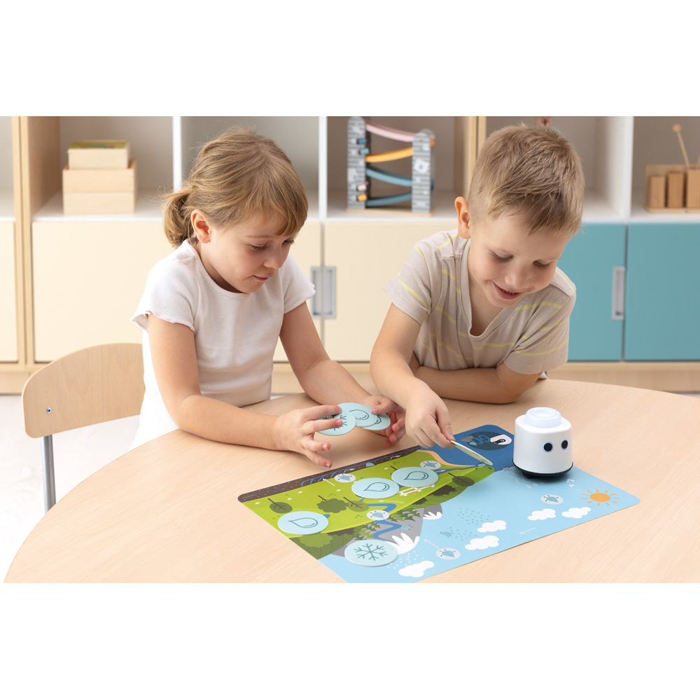 LOGI miniBot - kolobeh vody