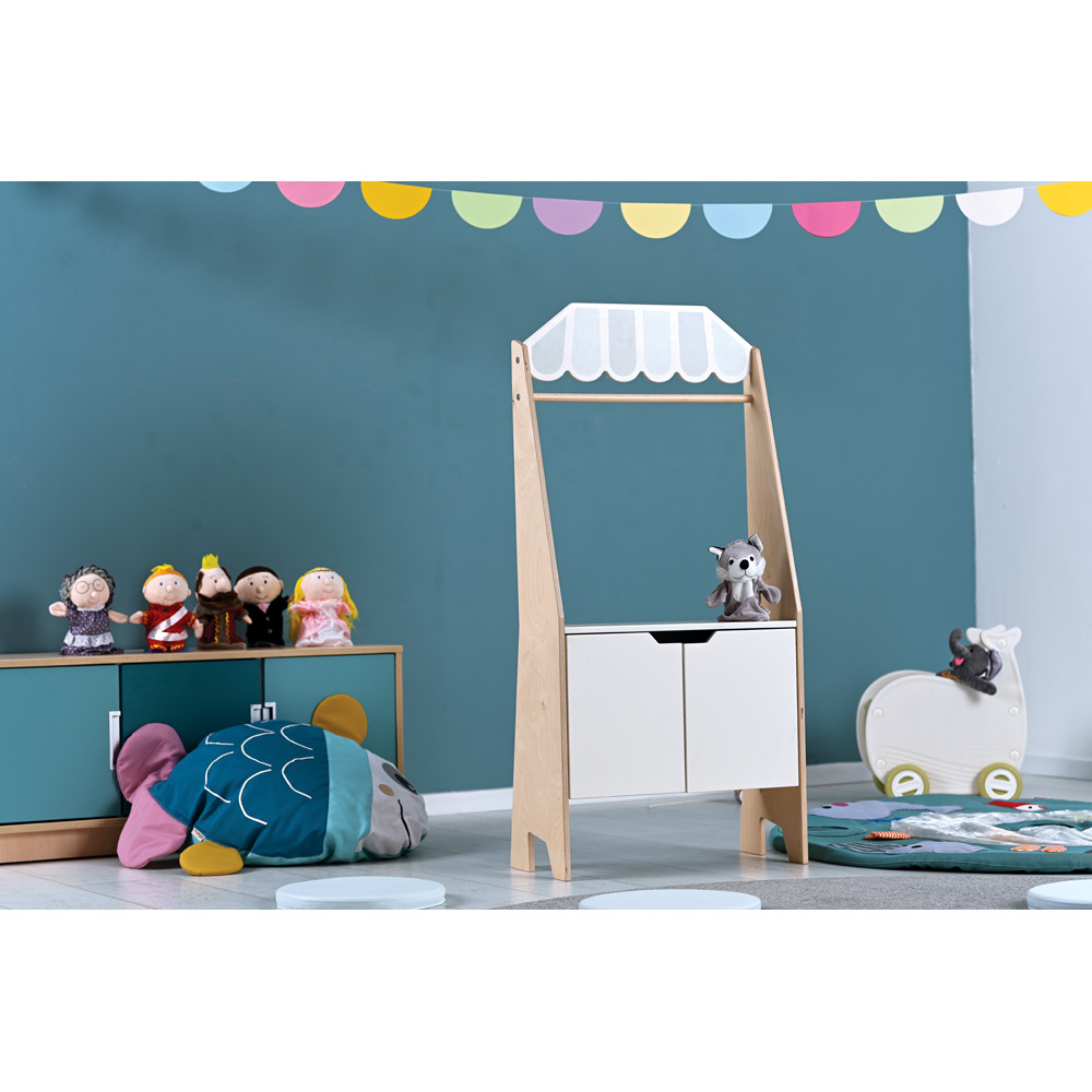 Stánok a divadlo 2v1