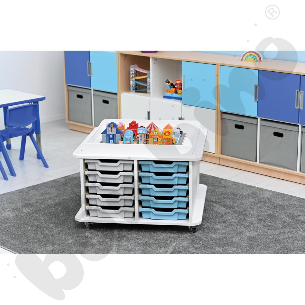 Stolik kwadratowy na matę biały – wysoki