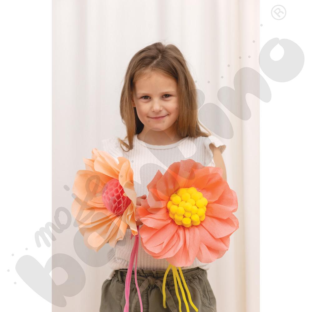 Pastelowy papier przestrzenny