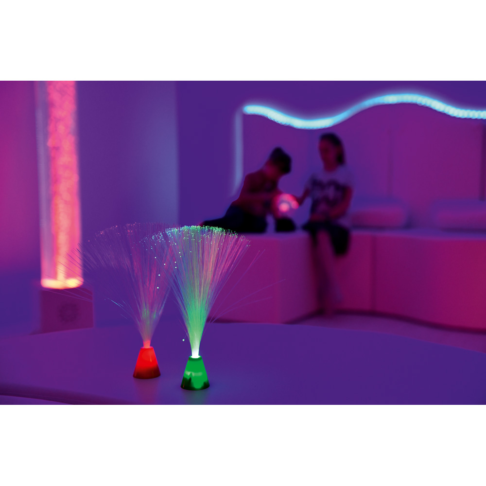 Mini lampa so svetlovodom