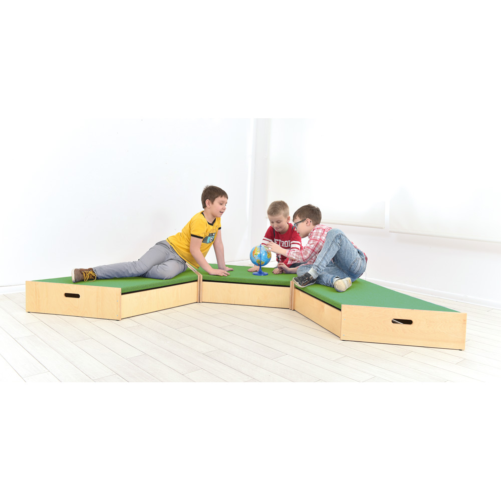 Lichobežníkové pódium - výška 20 cm - tmavozelené