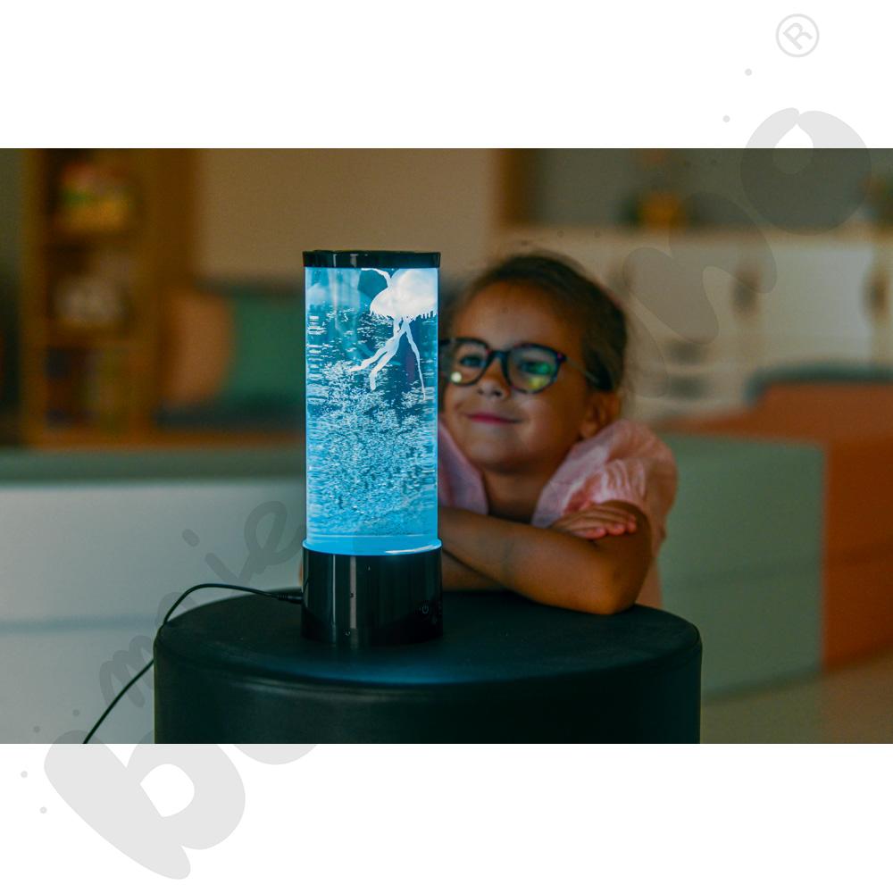 Lampa relaksacyjna z meduzami