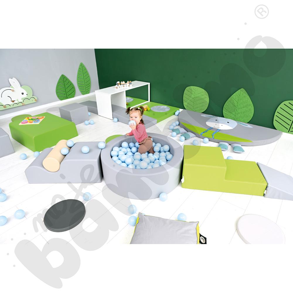 Zestaw pianek z okrągłym basenem