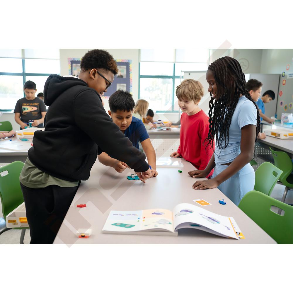 LEGO® Education Informatik- & KI-Set 8+