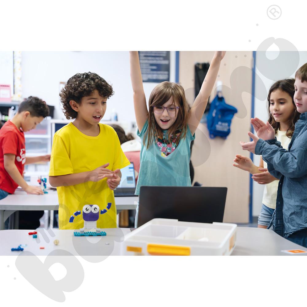 LEGO® Education Informatyka i AI 8+