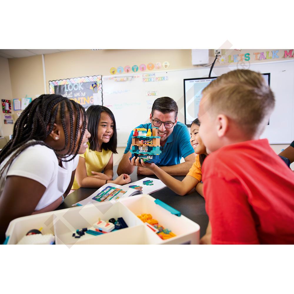 LEGO® Education Přírodní vědy 8+