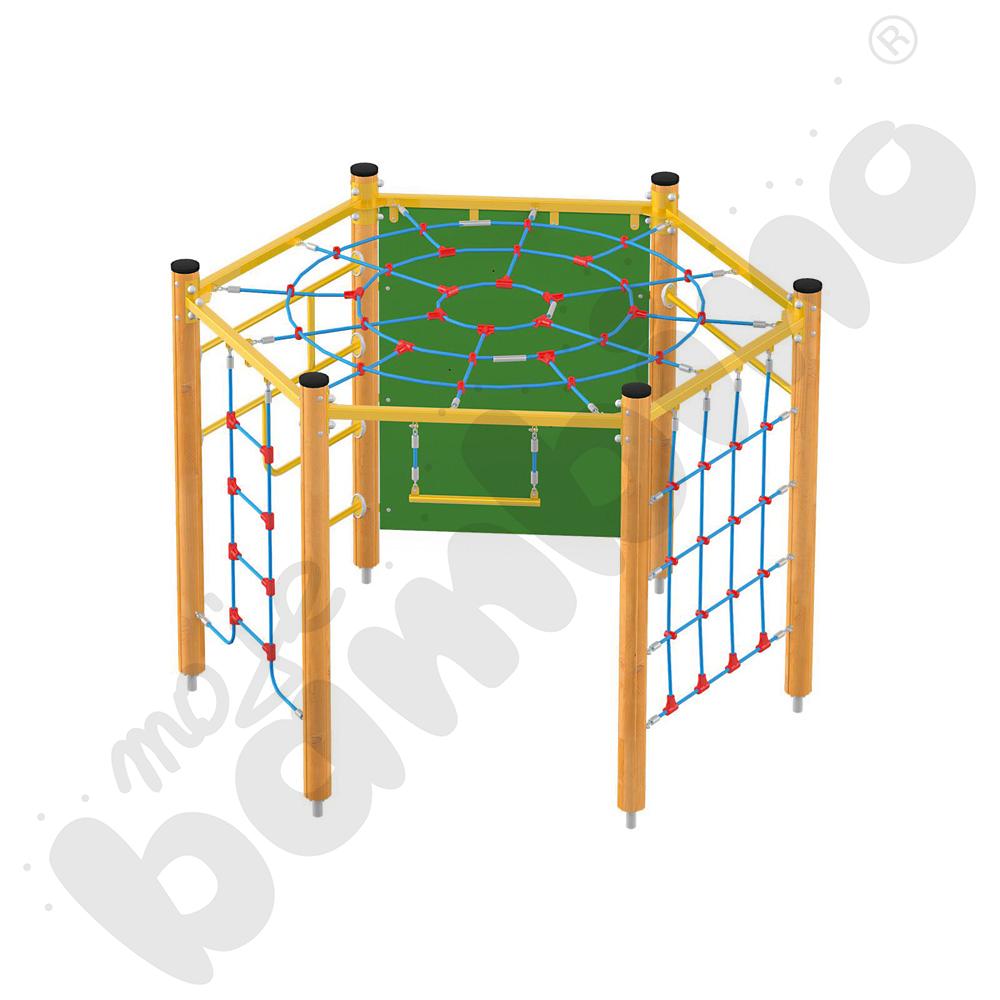 Sześciokąt Pajęczyna, drewniane słupy