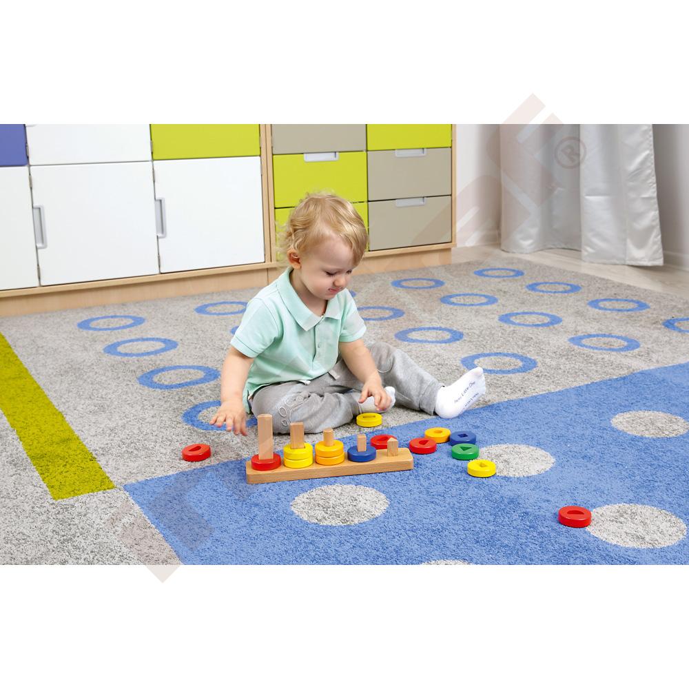 Koberec bodky a pruhy 3 x 4 m