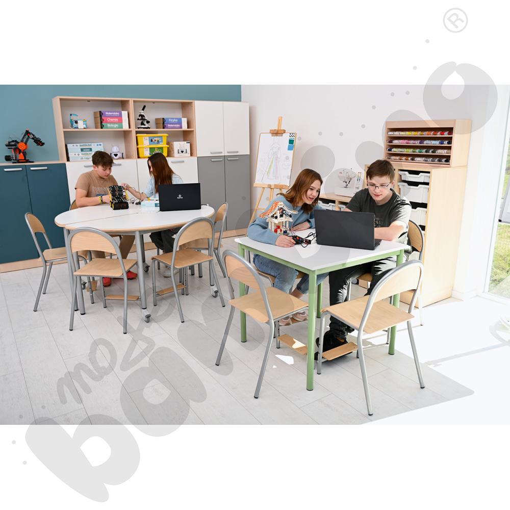 Krzesło P z podnóżkiem rozm. 6 - aluminiowe