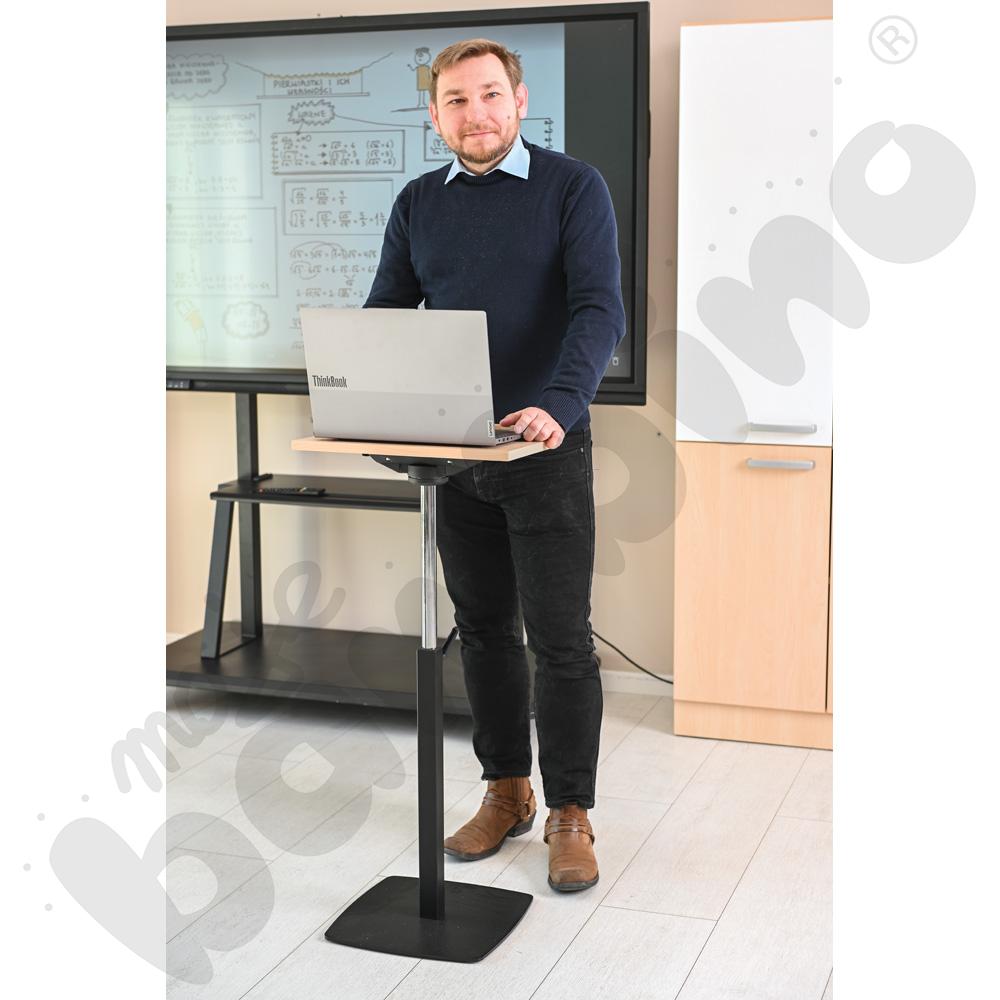 Stolik do prezentacji z uchylnym blatem