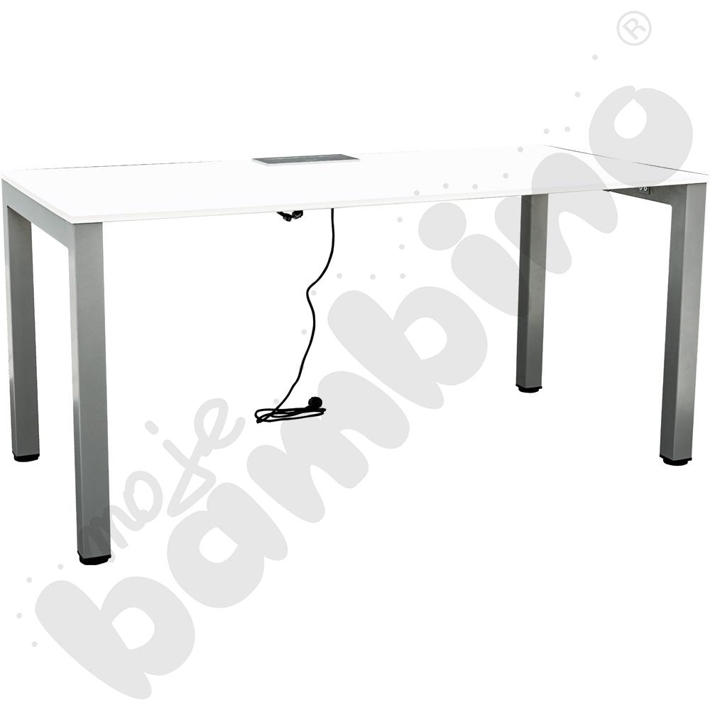 Biurko Grande z metalowymi nogami i mediaportem, białe
