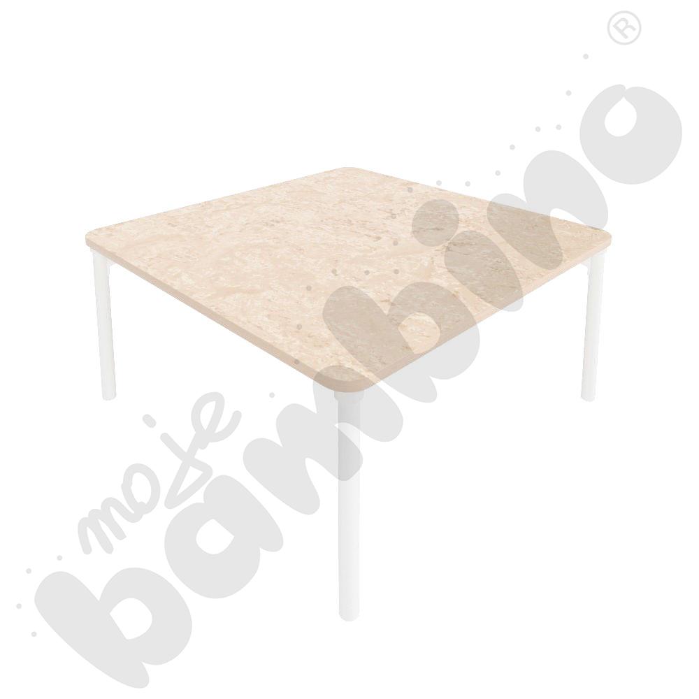 Stół Marcus Cichy kwadratowy 120 x 120 rozm. 3, stelaż drewniany biały, stopka drewniana, blat beżowy, narożniki zaokrąglone